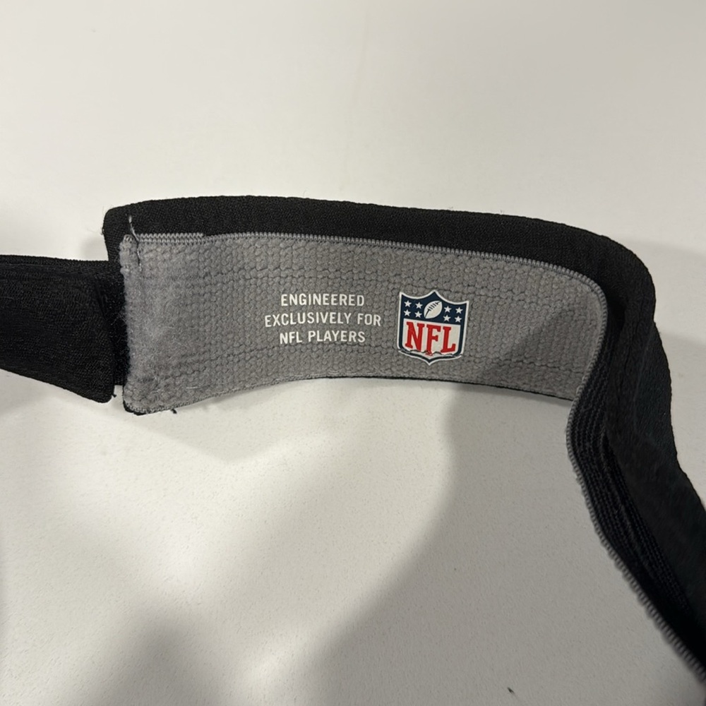 New Era Jacksonville Jaguars coach visor - Picture 2 of 4